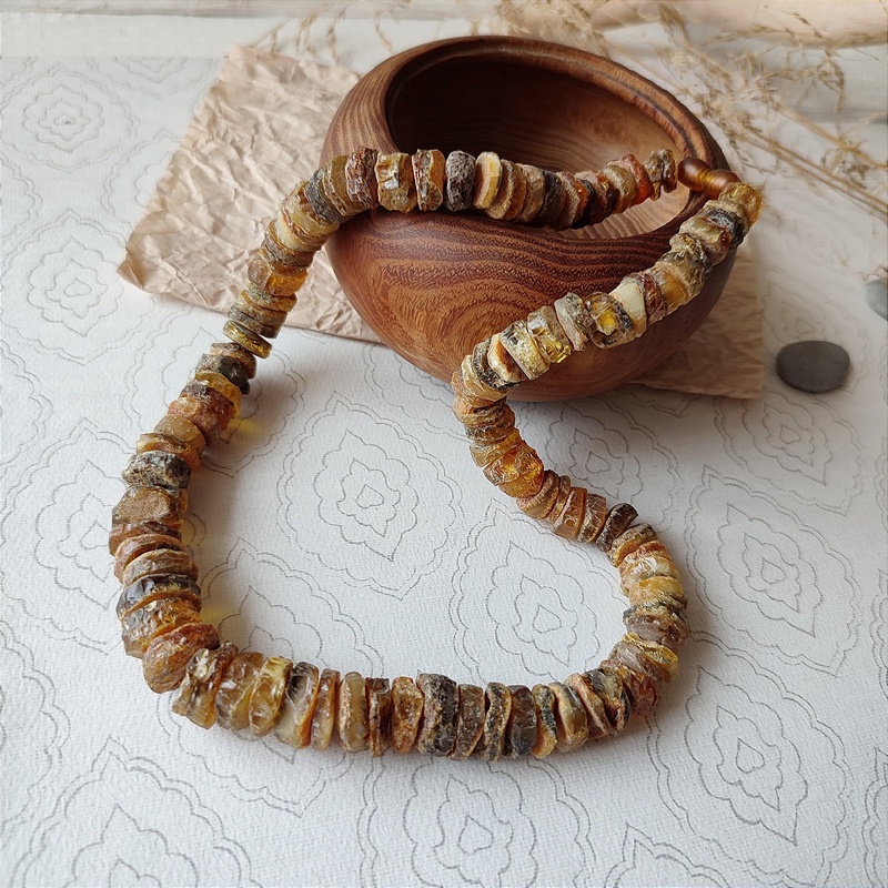 Бусы "Таблетка" из янтаря