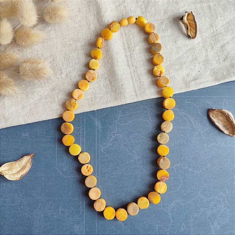 Бусы "Таблетка" из янтаря