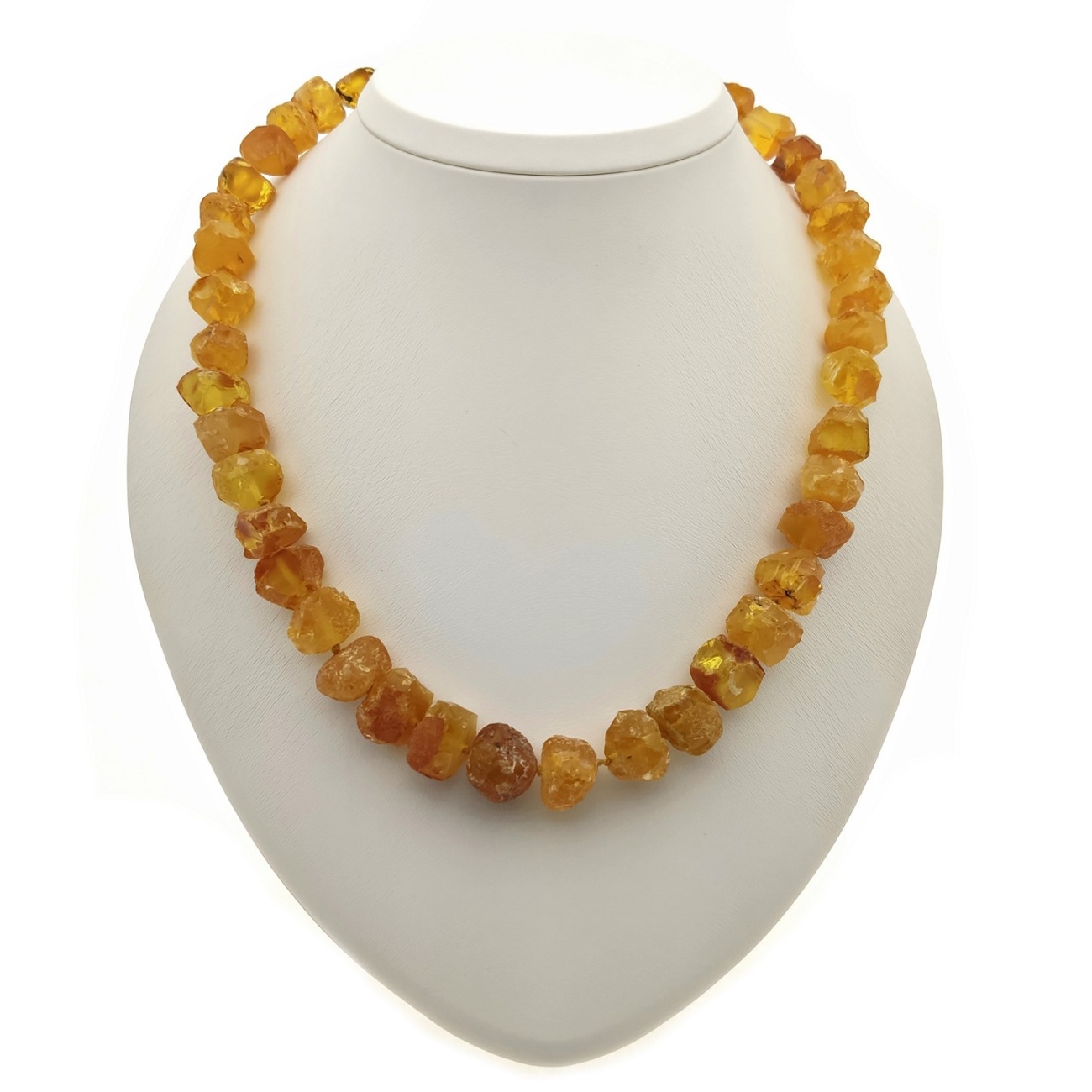 Бусы "Кусанка" из янтаря