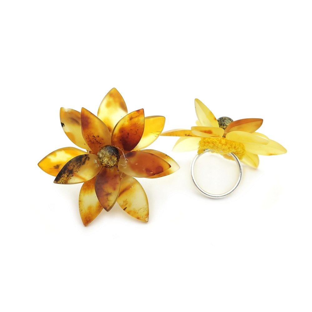 Кольцо "Лотос" янтарь