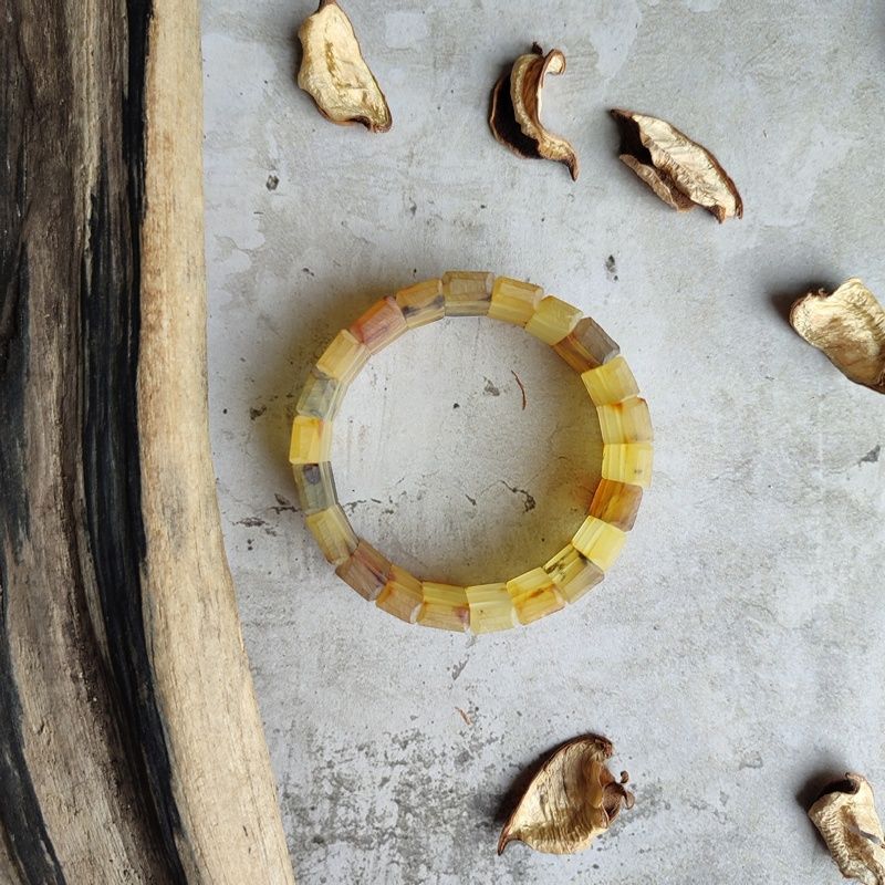 Браслет Муж. янтарь 3421119480-1