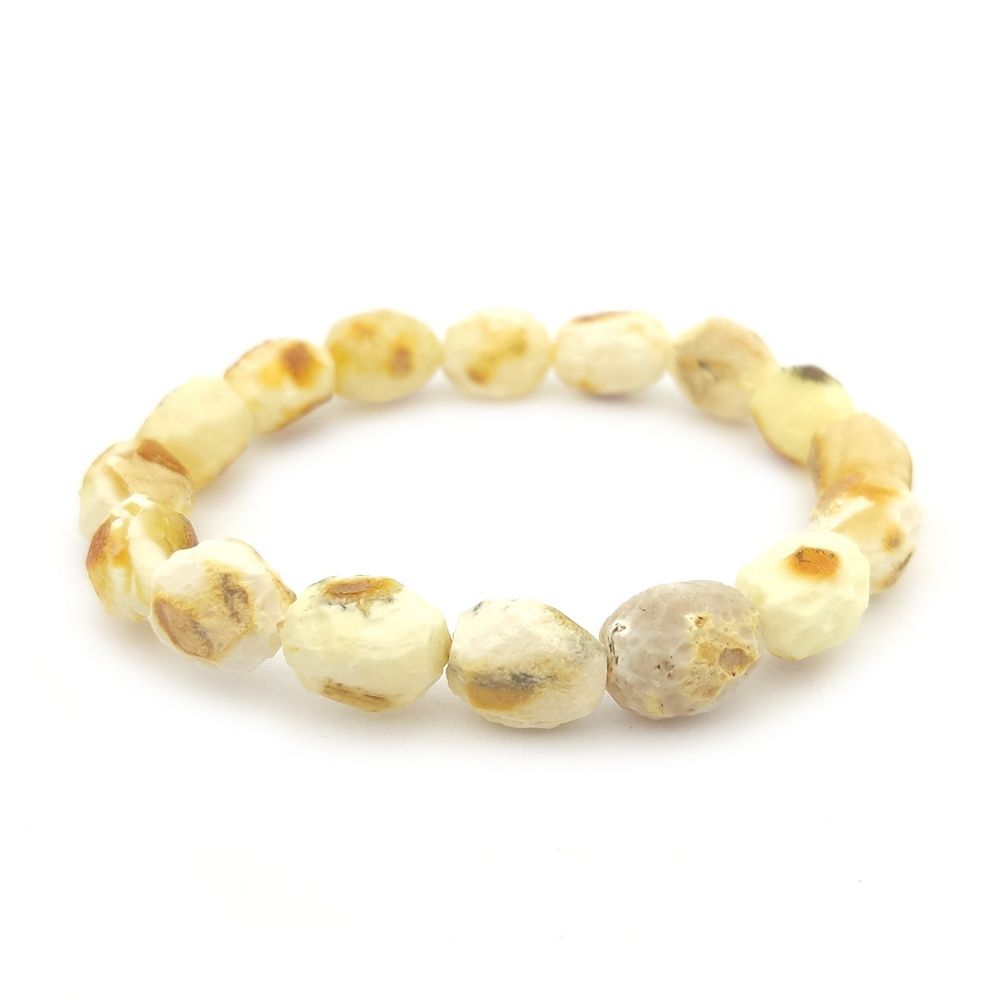 Браслет "Кусанка-оливка" янтарь