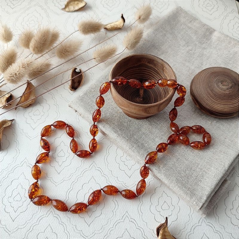 Бусы "Оливка" из янтаря