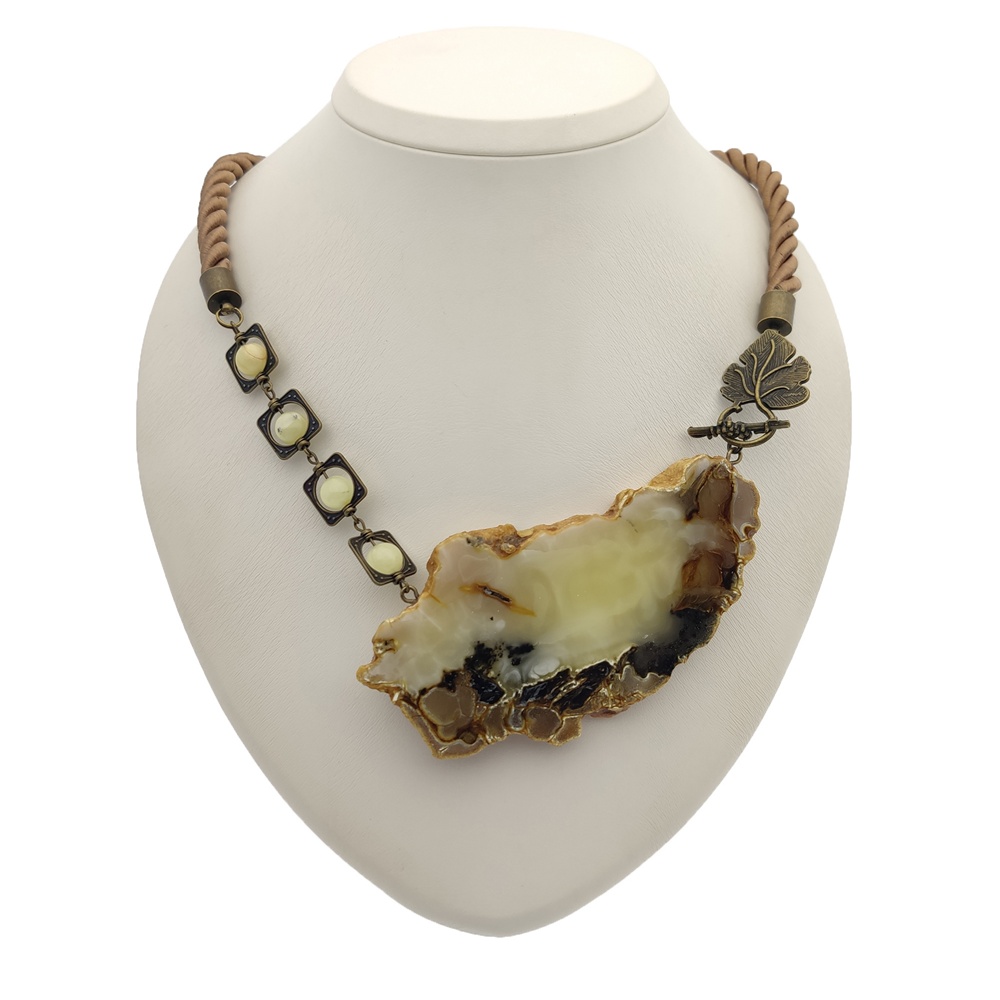 Колье авторское Янтарь а7506300026