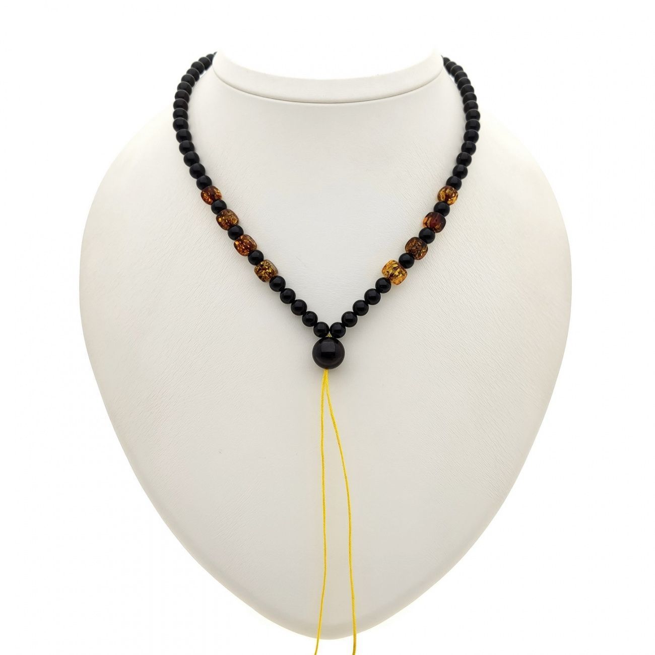 Подвес из янтаря