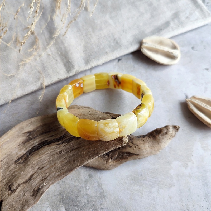 Браслет пластина янтарь 3311109515 (1)