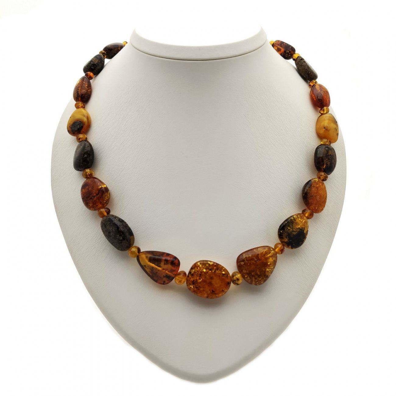 Бусы "Слива" из янтаря