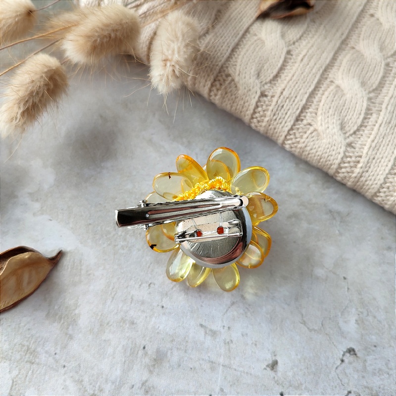 Брошь-зажим 