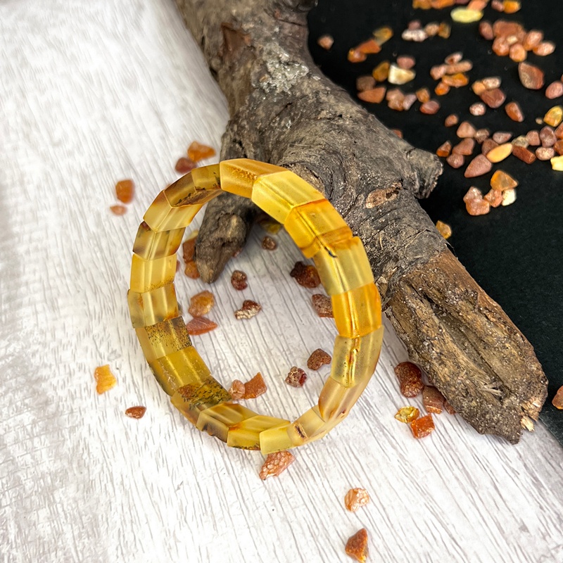 Браслет Муж. янтарь 3421119487 (3)