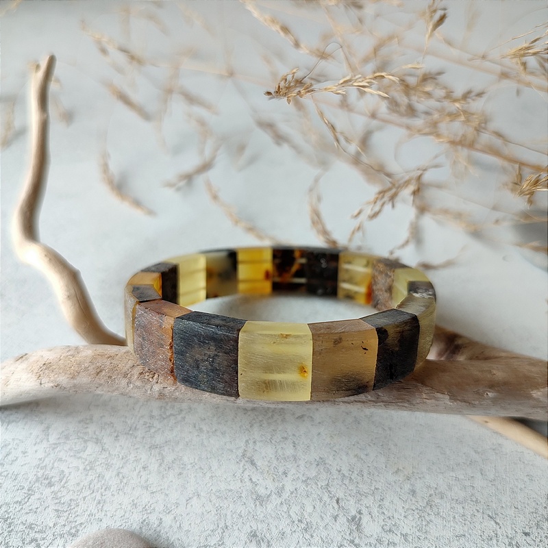 Браслет Муж. янтарь 3201119490 (5)