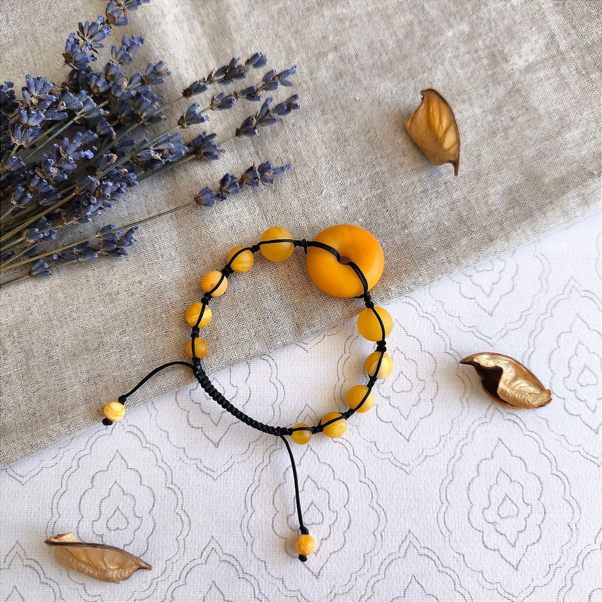 Браслет "Донат" янтарь