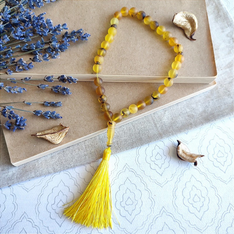 Четки мусульманские янтарь 9421100024 (1)