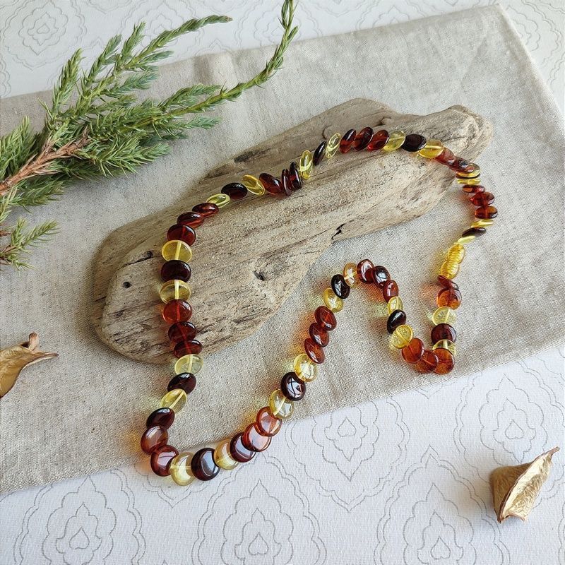 Бусы "Змейка" из янтаря