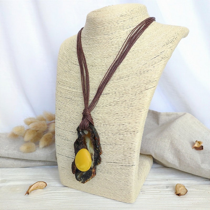 Колье авторское Янтарь а7501300001