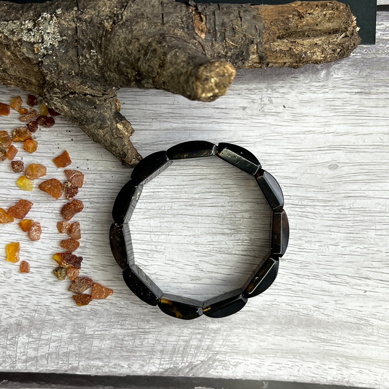 Браслет пласт. янтарь 3211119457 (1)