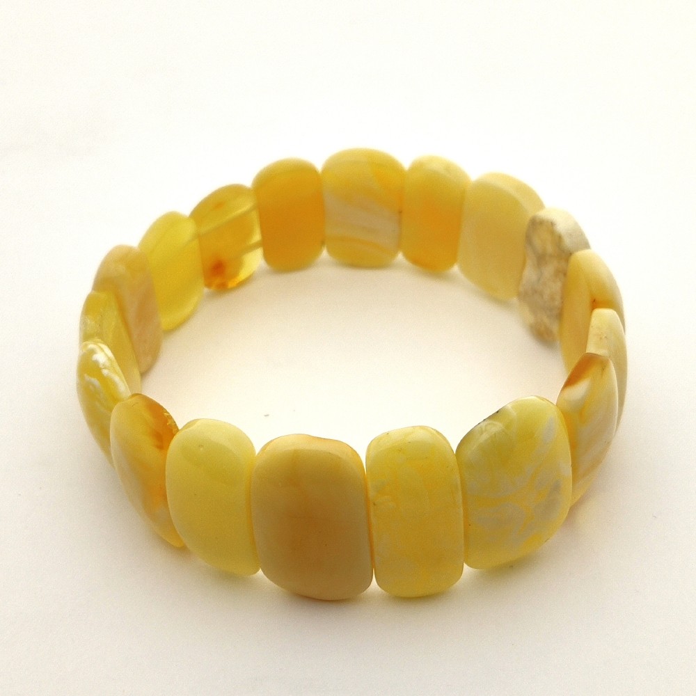 Браслет пласт. янтарь