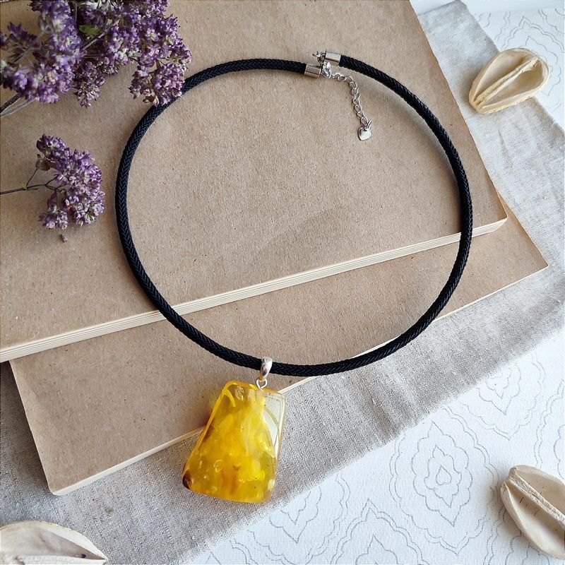 Колье "Геометрия" Янтарь