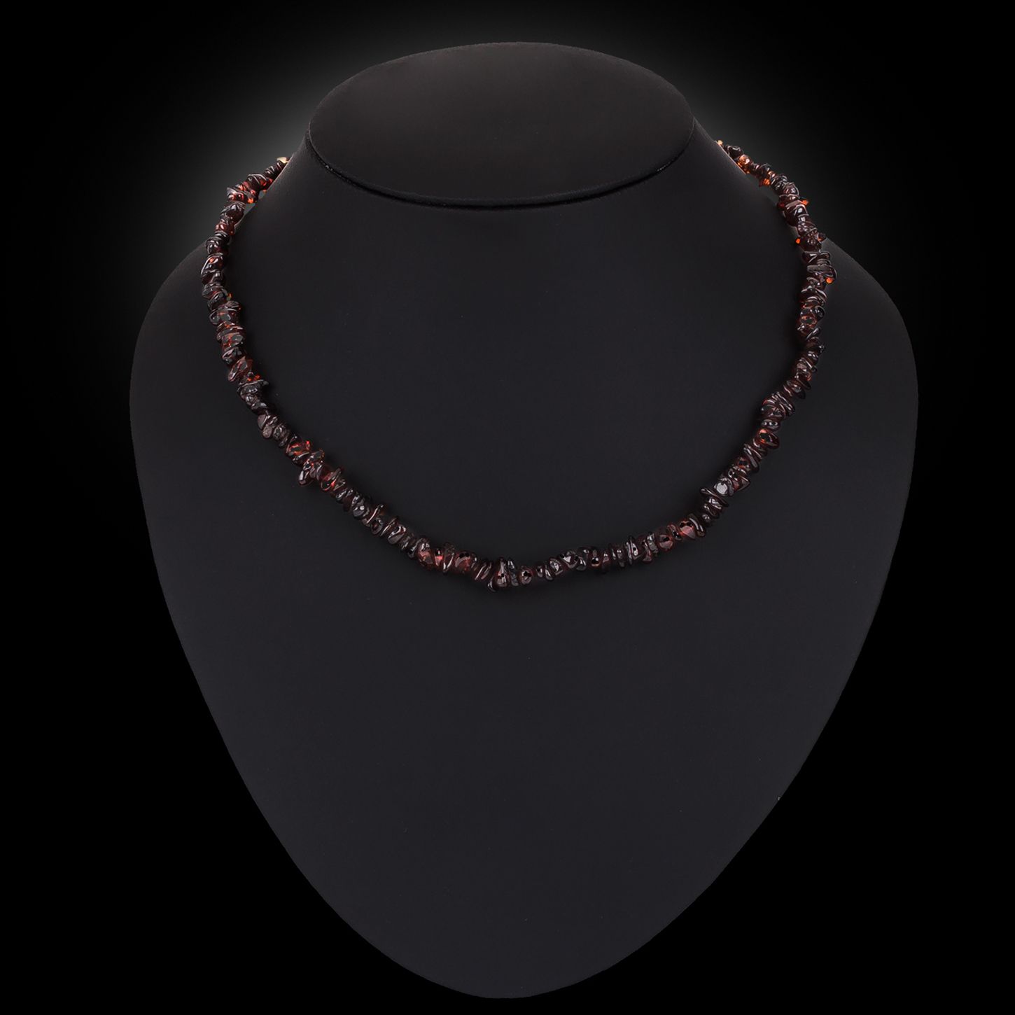 Бусы "Галька" из янтаря