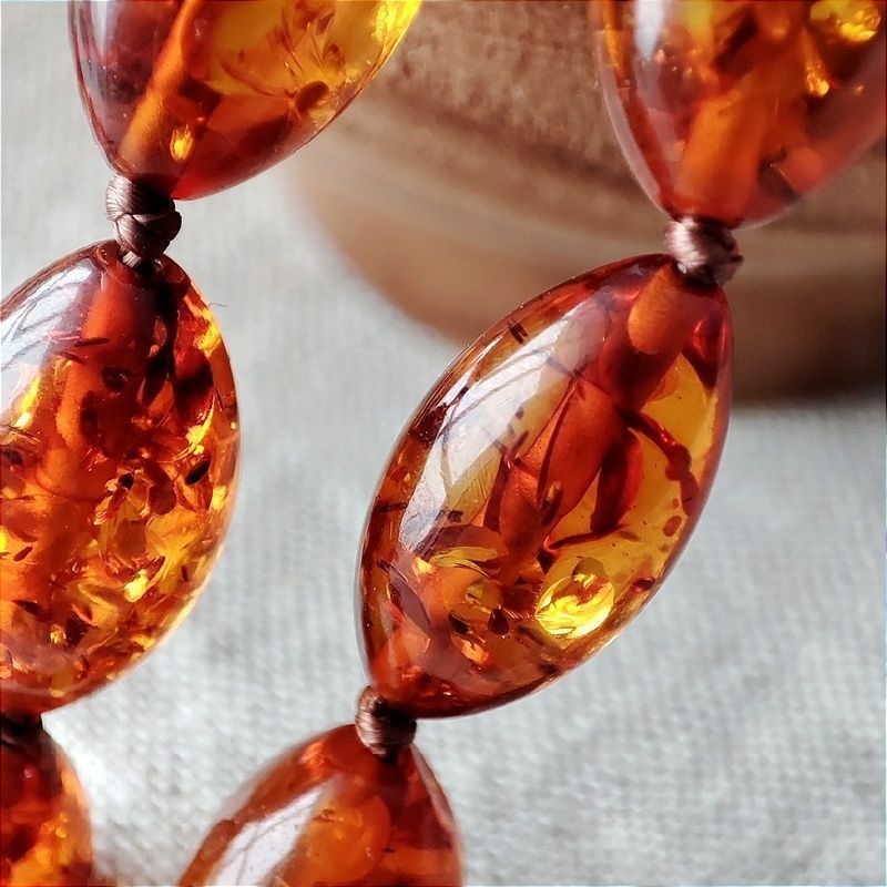 Бусы "Оливка" из янтаря