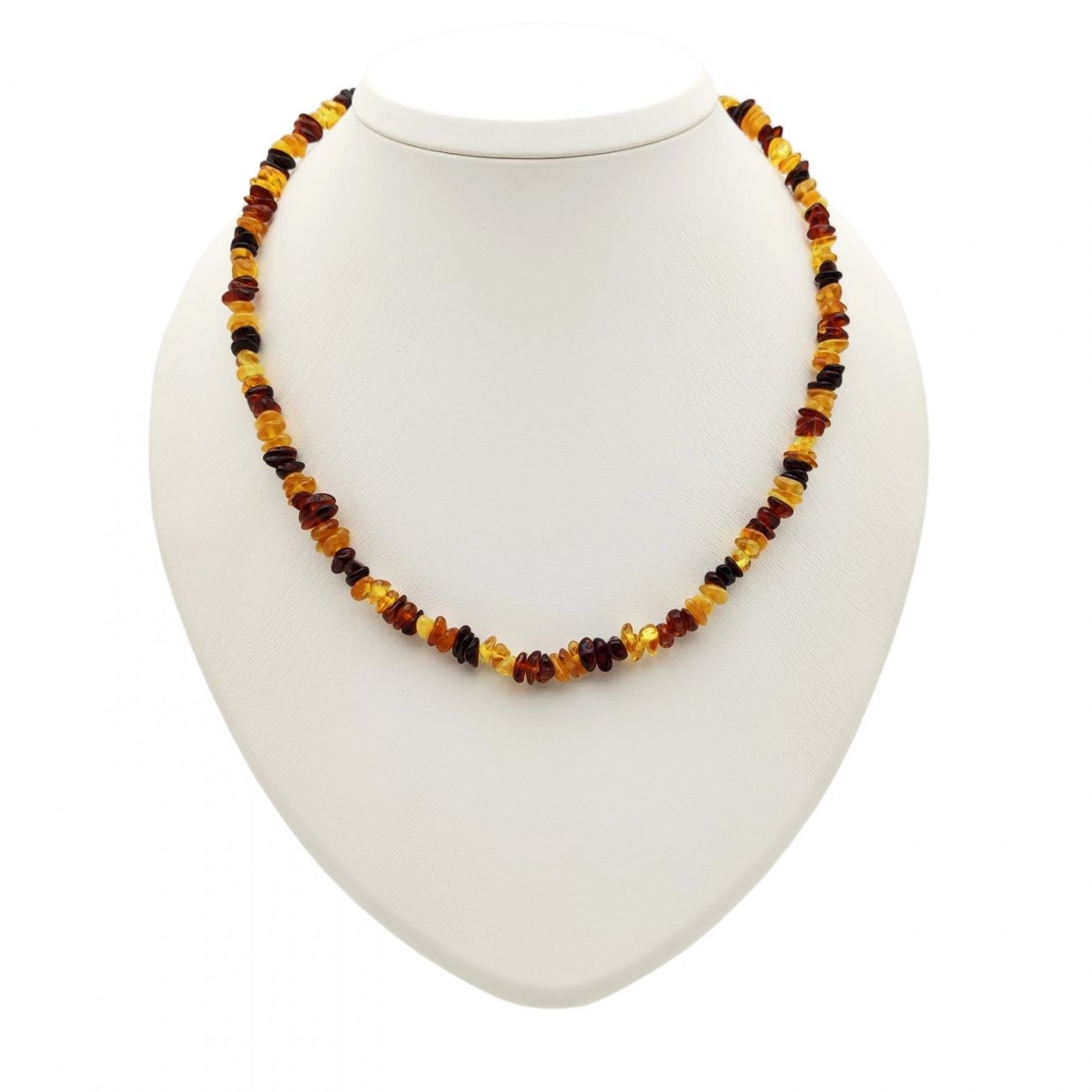 Бусы "Галька" из янтаря