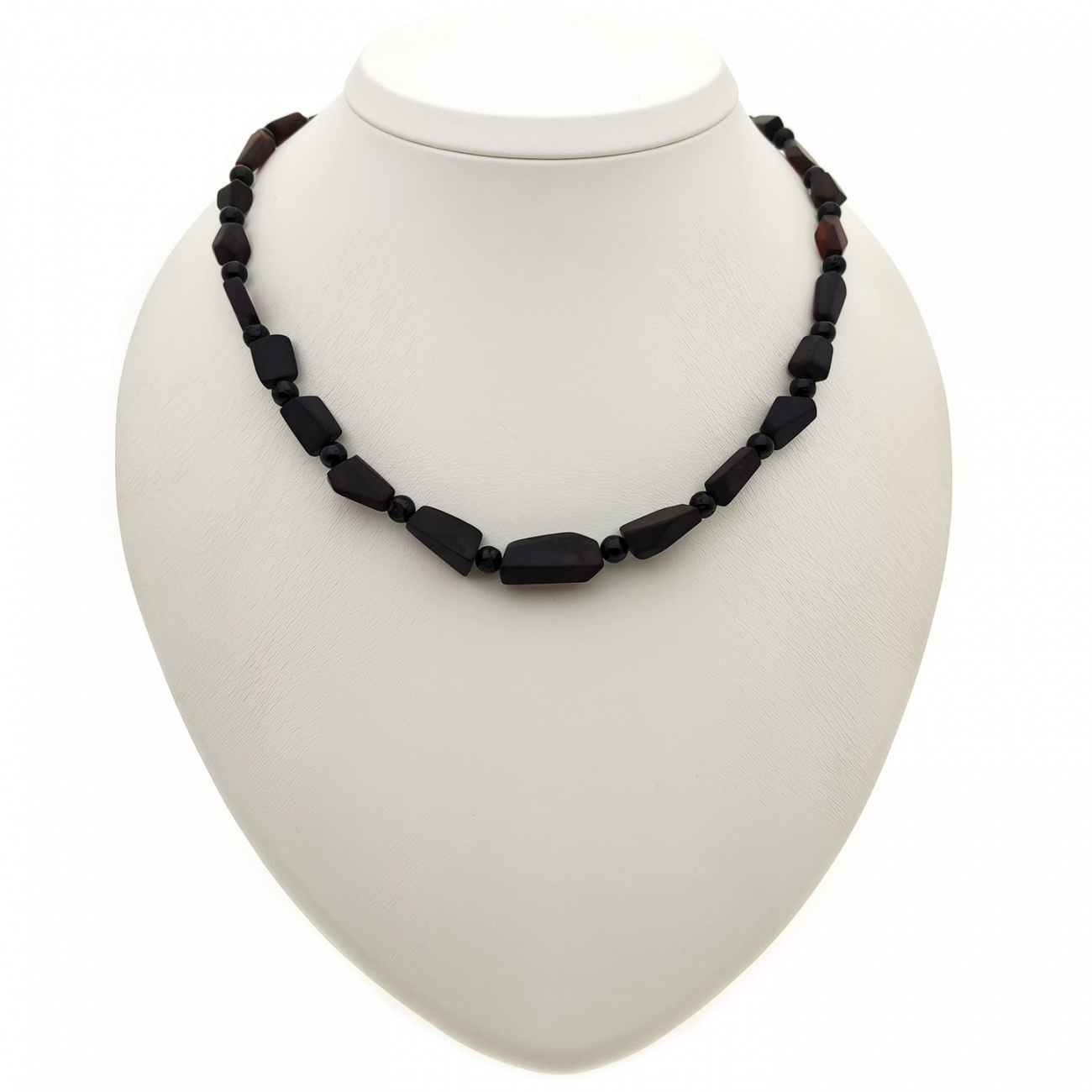 Бусы "Граненка" из янтаря