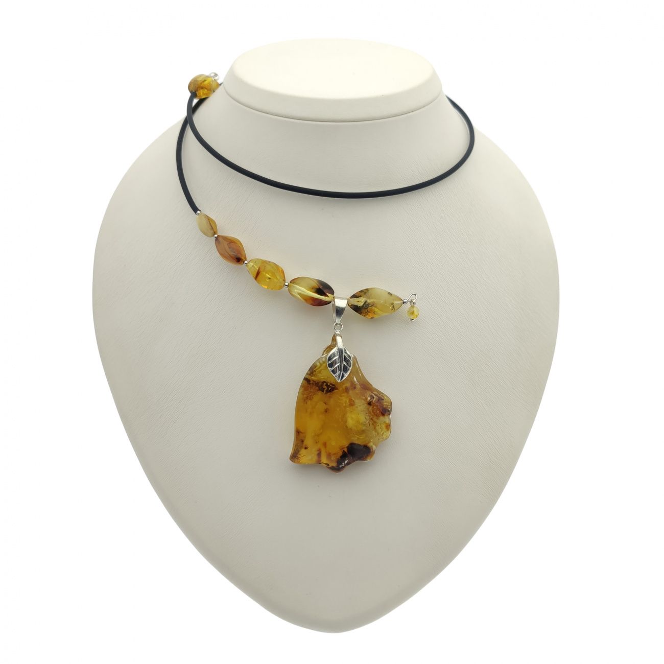 Колье "Ева" янтарь
