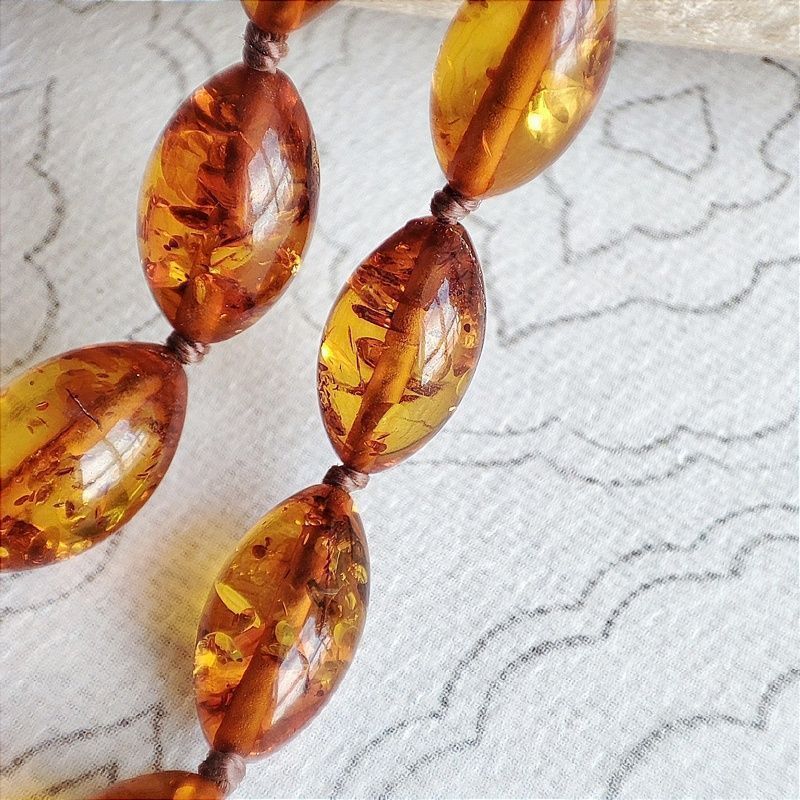 Бусы "Оливка" из янтаря