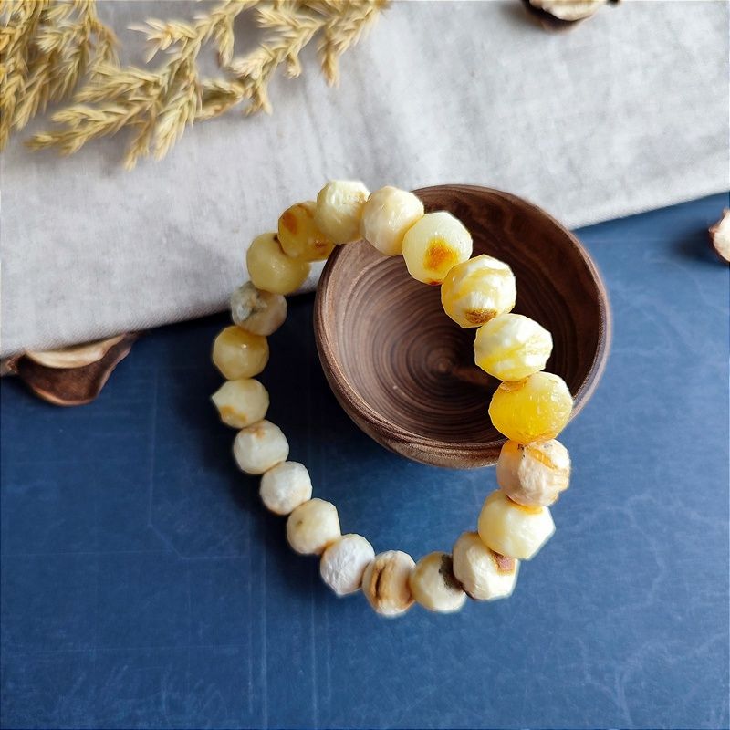 Браслет "Кусанка" янтарь