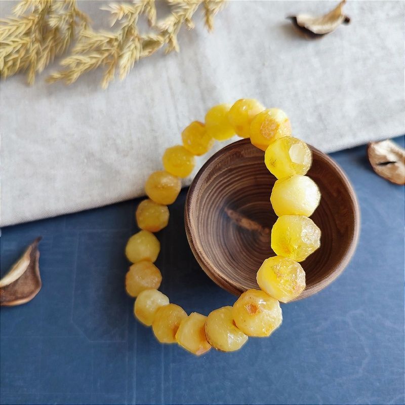 Браслет "Кусанка" янтарь