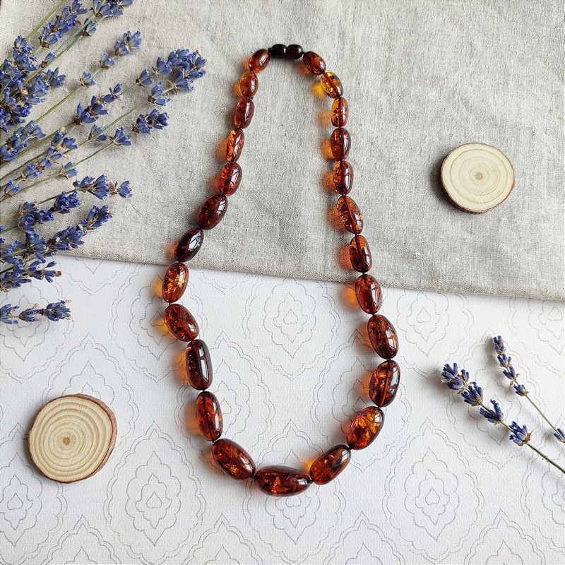 Бусы "Слива" из янтаря