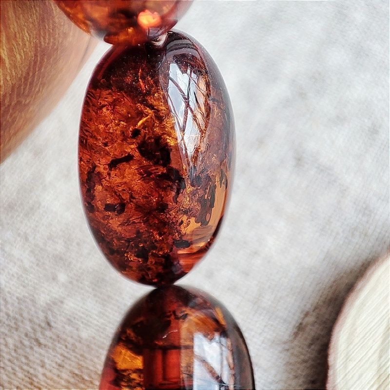 Бусы "Слива" из янтаря