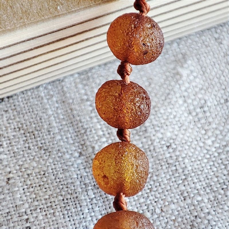 Чокер "Мятый шар" Янтарь