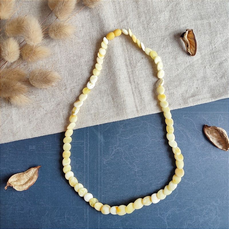 Бусы "Змейка" из янтаря