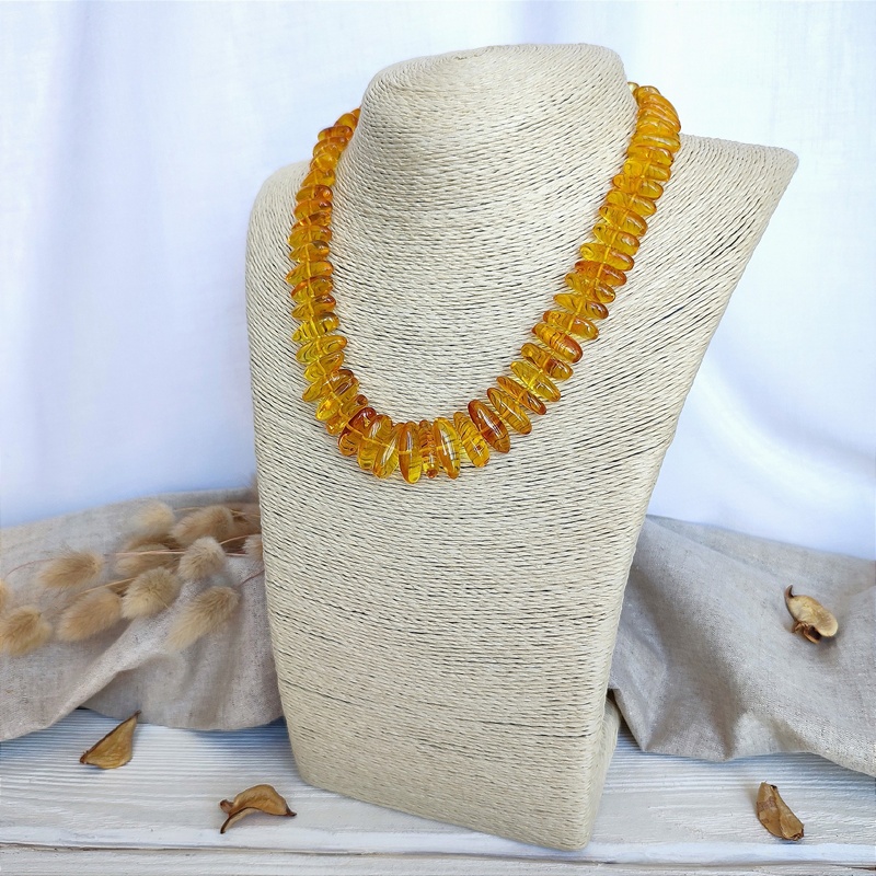 Бусы "Юлия" из янтаря