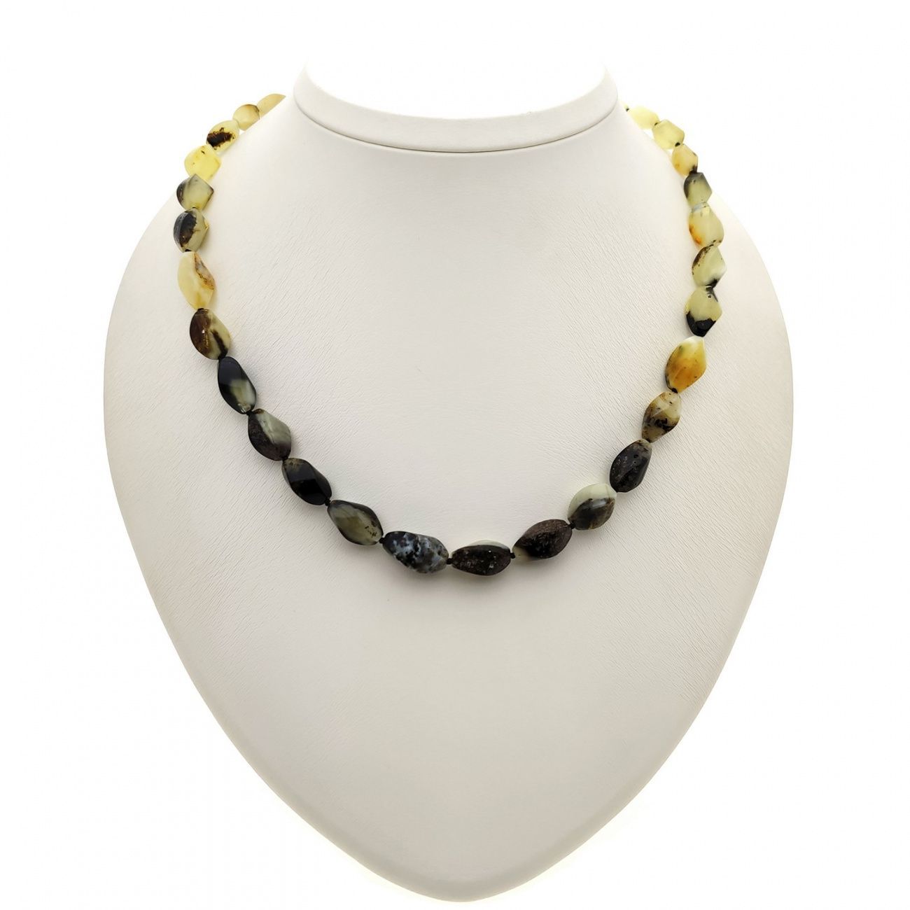 Бусы "Елена" из янтаря