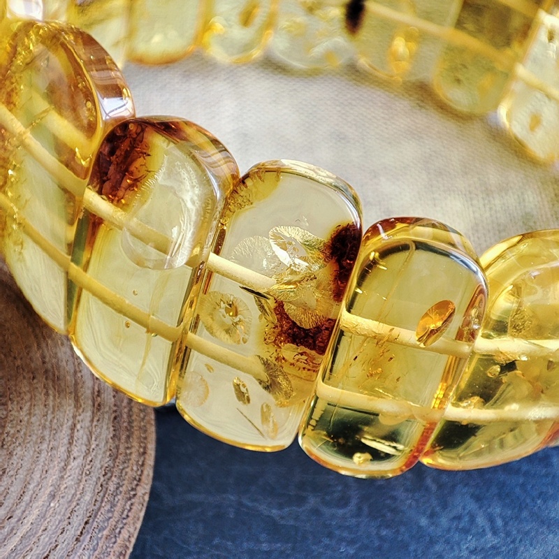 Браслет пласт. янтарь 3401109474 (3)