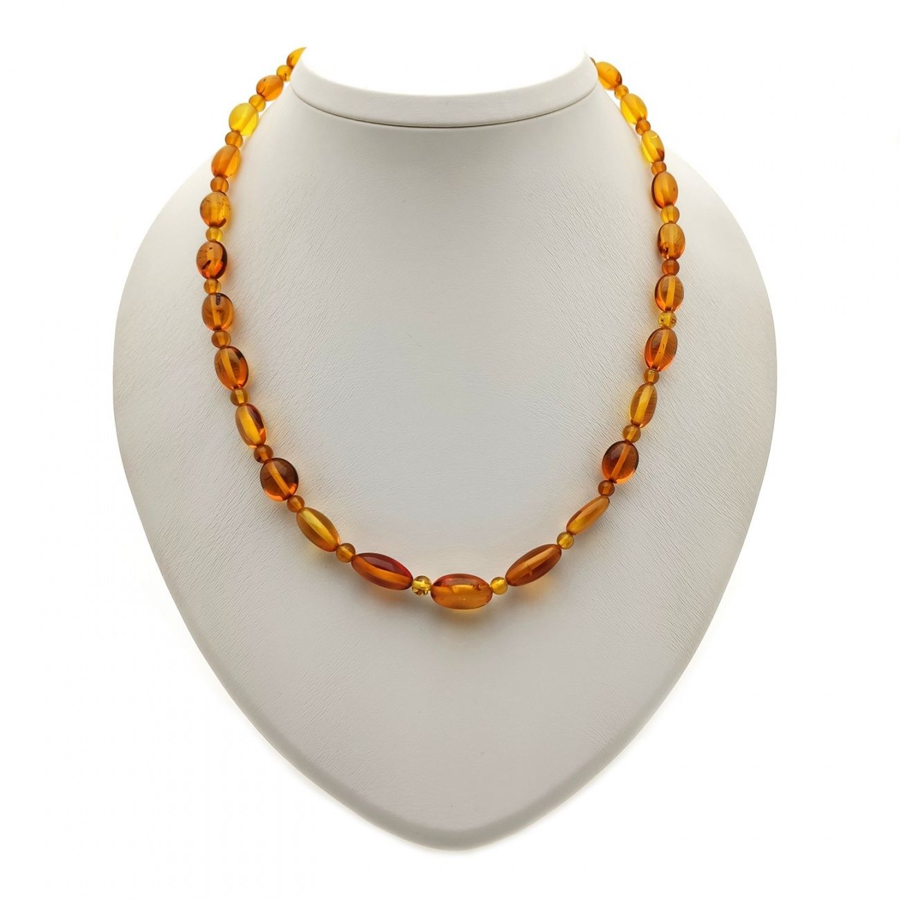 Бусы "Слива" из янтаря