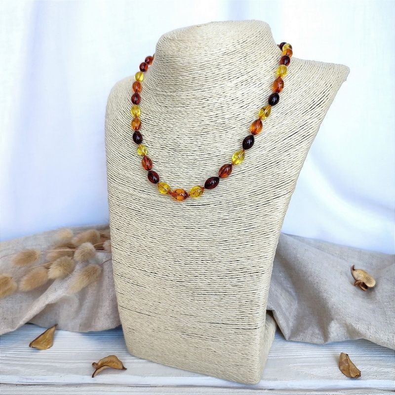 Бусы "Оливка" из янтаря