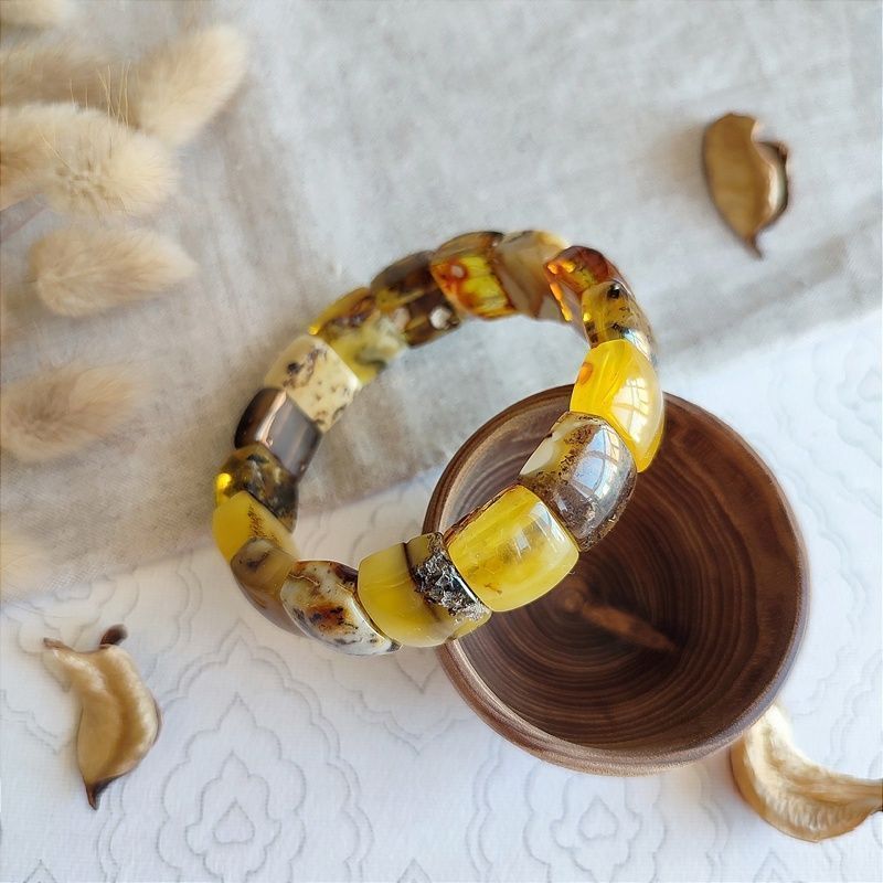 Браслет "Ириска" янтарь