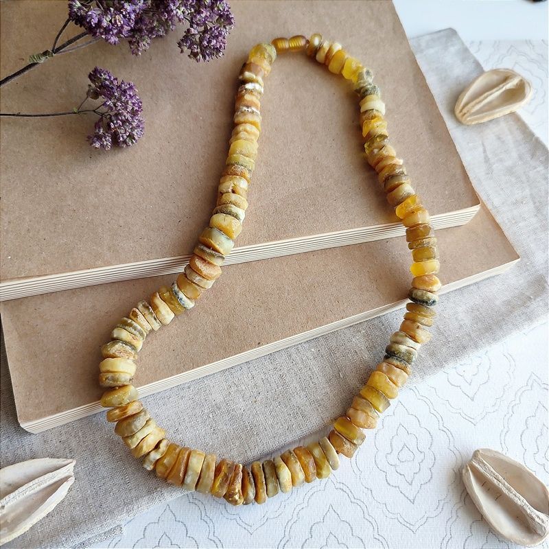 Бусы "Таблетка" из янтаря