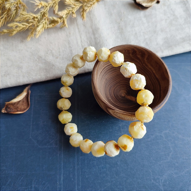 Браслет "Кусанка" янтарь