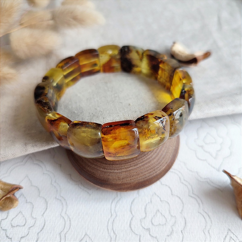 Браслет пласт. янтарь 3501119515 (1)