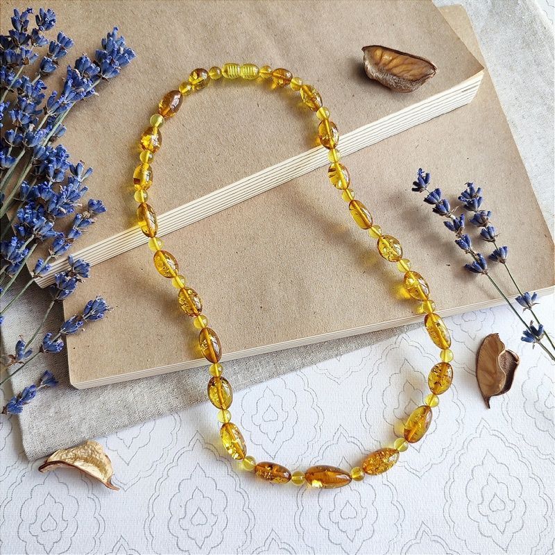 Бусы "Слива" из янтаря