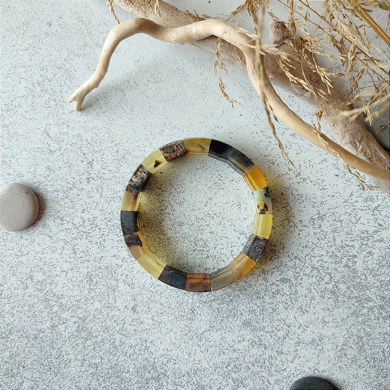 Браслет Муж. янтарь 3201119490 (2)