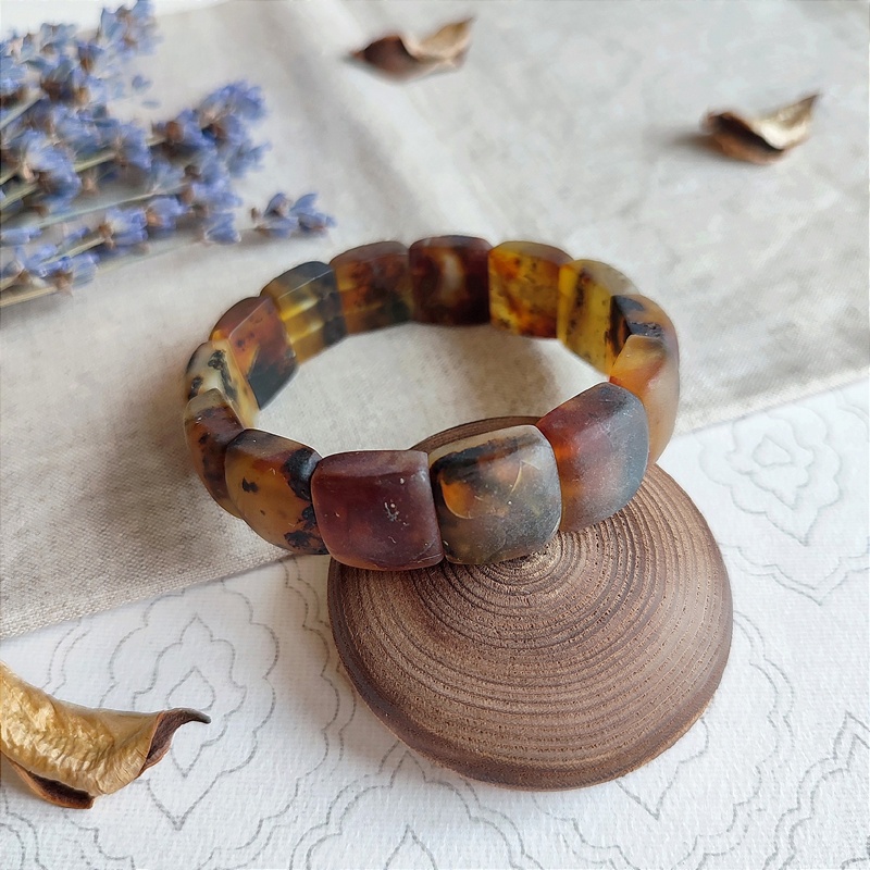 Браслет пласт. янтарь 3201119518 (2)