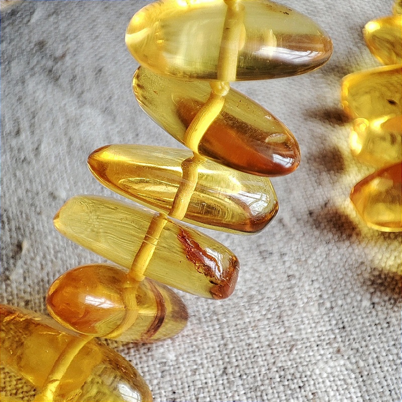 Бусы "Юлия" из янтаря