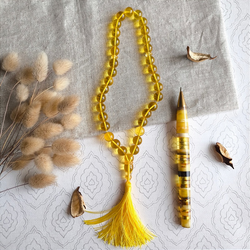 Четки мусульманские янтарь 9401100046 (1)