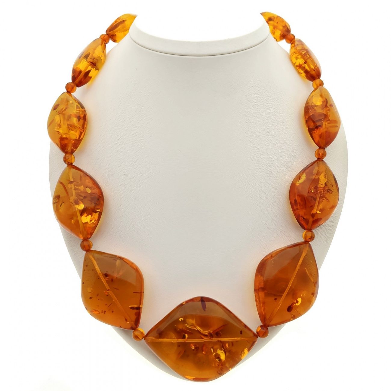 Бусы "Косточка" из янтаря