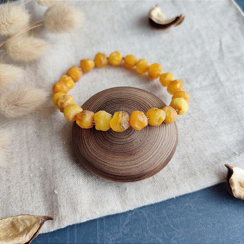 Браслет "Кусанка" янтарь