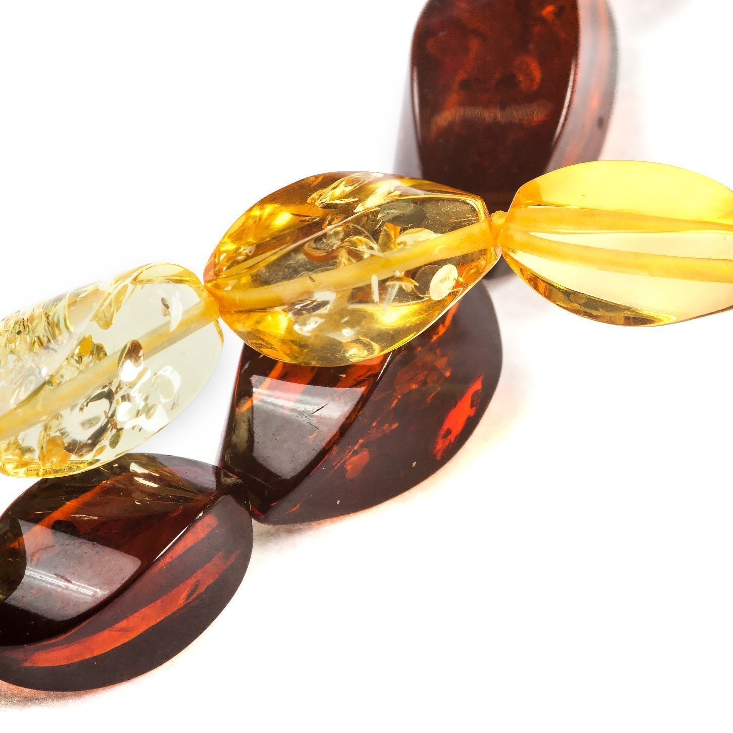 Бусы "Елена" из янтаря